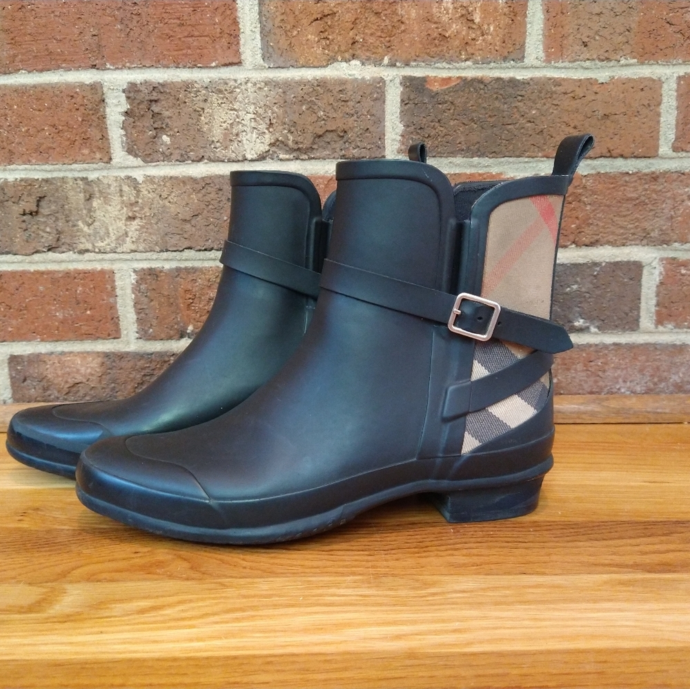 Burberry Riddlestone Boots